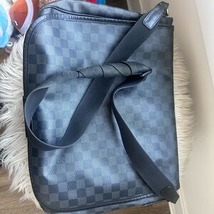 Louis Vuitton Graphite Damier Messenger Bag in Black